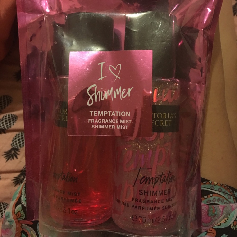 Victoria’s Secret I Love Shimmer Fragrance Mist